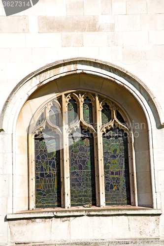 Image of    cathedral in london     construction and religion