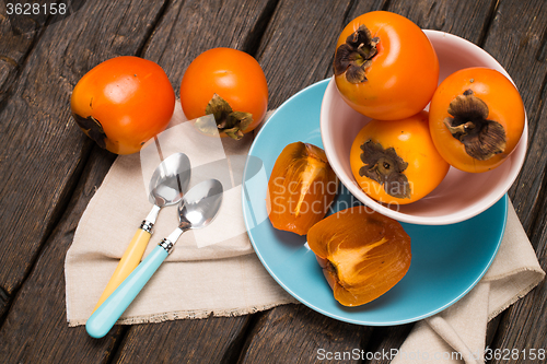 Image of Orange persimmons