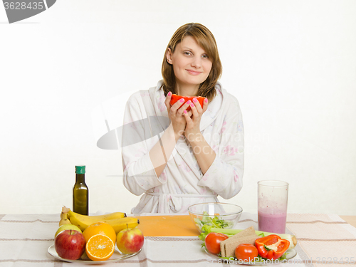 Image of Housewife loves vegetarian pepper