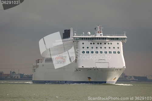 Image of Ferry Leaving the Port