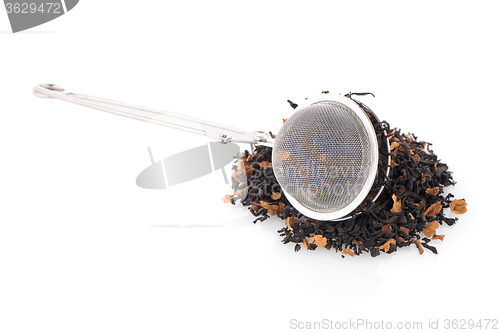 Image of Black dry tea with petals