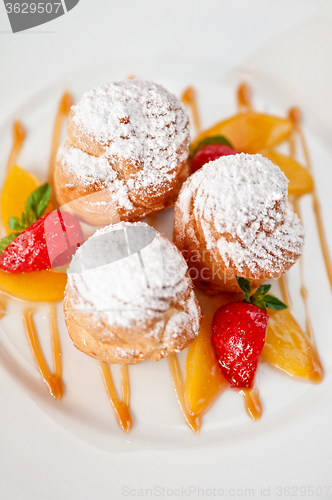 Image of profiteroles from cream