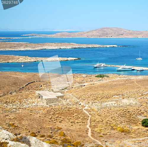 Image of temple  in delos greece the historycal acropolis and old ruin si