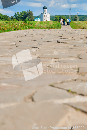 Image of Road to Church of Intercession on River Nerl