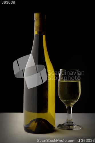 Image of White wine