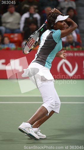 Image of Venus Williams in tennis action Doha Qatar Open