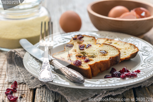 Image of Cottage cheese casserole with cranberries.