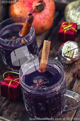 Image of A glass of mulled wine