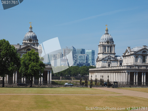 Image of Canary Wharf in London