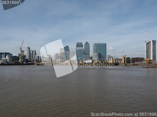 Image of Canary Wharf in London