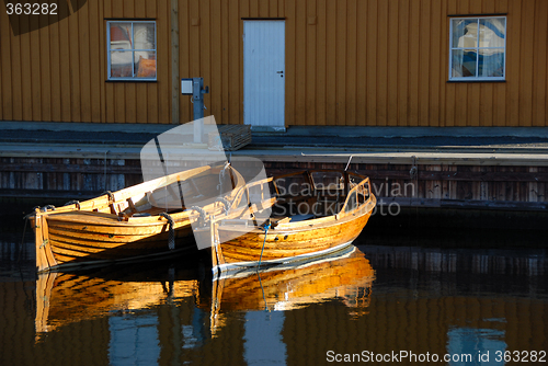 Image of Wooden boat # 06