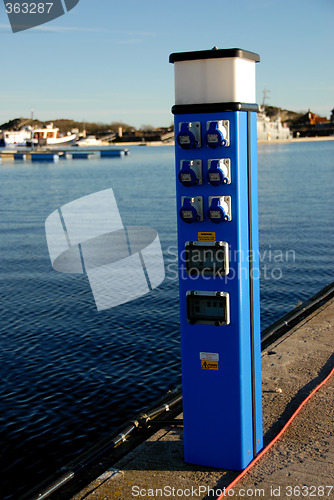 Image of Power-supply on harbour