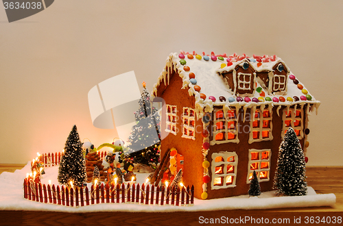 Image of Decorated gingerbread house