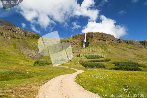 Image of Winding road