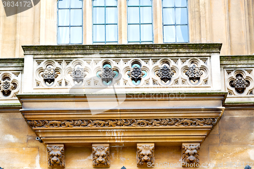 Image of old in london  historical      window    structure  reflex