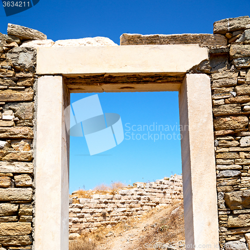 Image of archeology  in delos greece the historycal acropolis and old rui