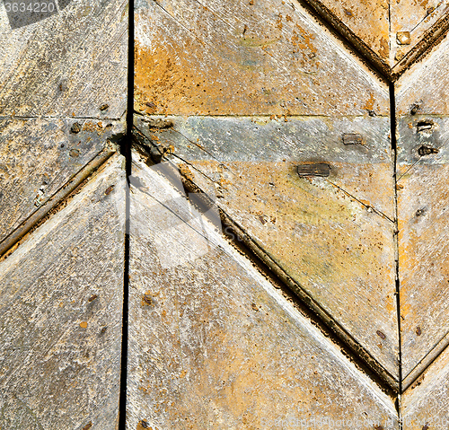 Image of  cross lombardy   antonino   rusty brass brown knocker 