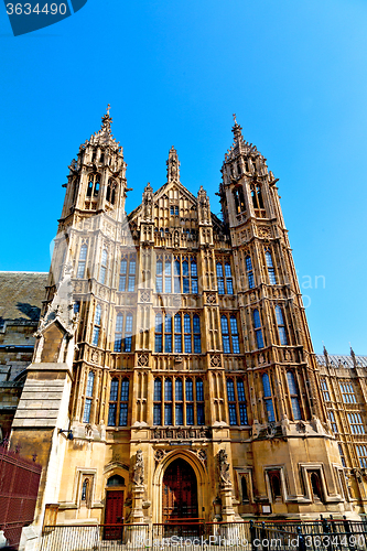 Image of old in london  historical       structure and sky