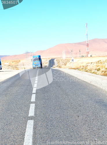 Image of brown bush  in    valley  truck  mountain  