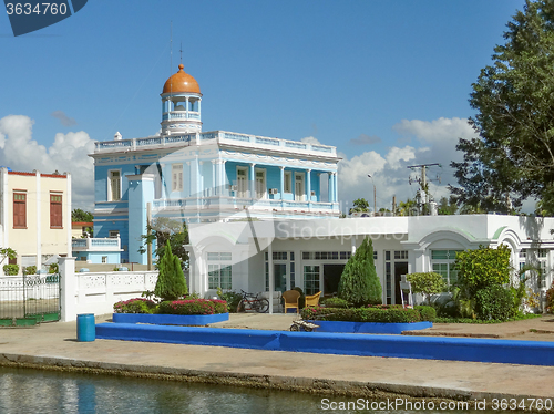 Image of Palacio Azul building