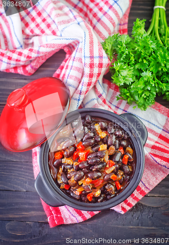 Image of black beans with chili