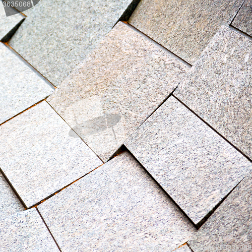 Image of in london  monument old steps and marble ancien line 