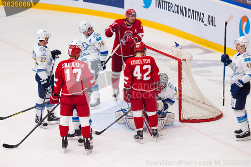 Image of V. Solodukhin (17) and A. Korolyov (42)