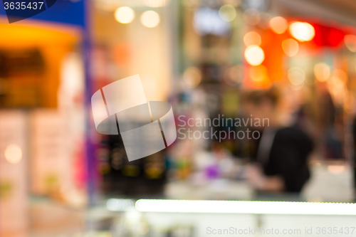 Image of blurred background of shopping center