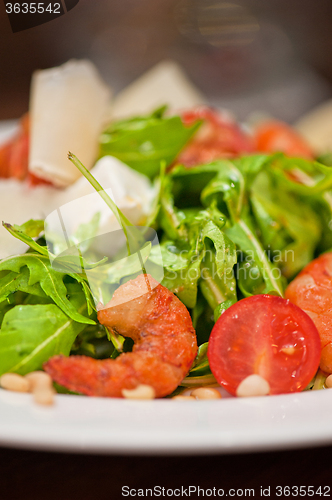 Image of shrimp vegetable salad