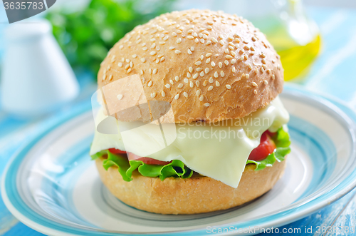 Image of cheeseburger