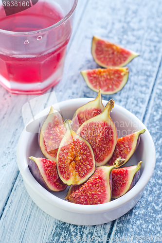 Image of figs and juice