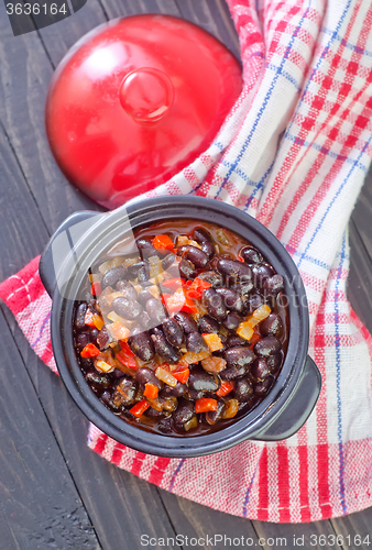 Image of black beans with chili