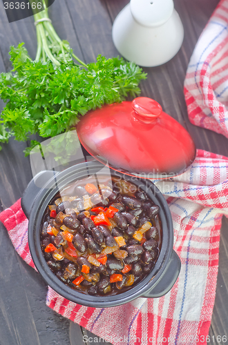 Image of black beans with chili