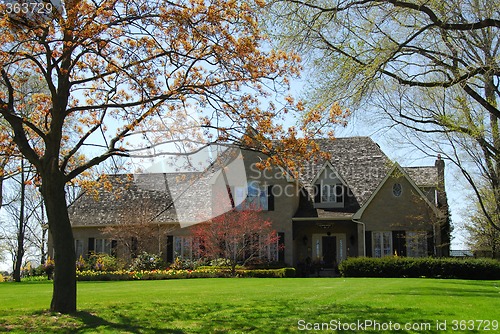 Image of Mansion in spring