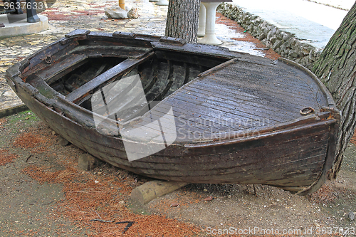 Image of Boat Wreck