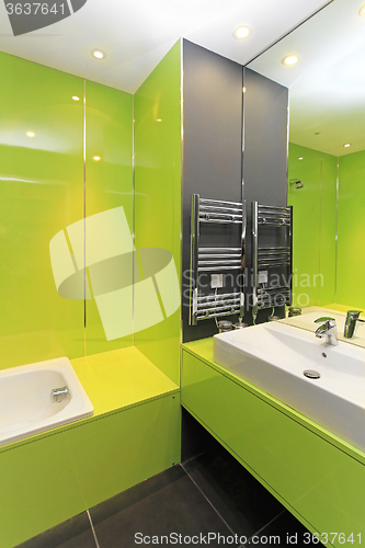 Image of Green bathroom