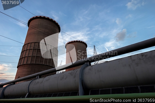 Image of Huge Power plant producing heat