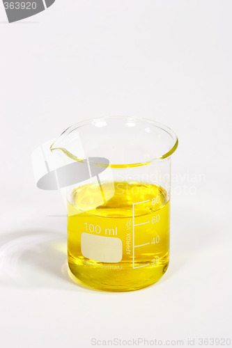 Image of Yellow fluid