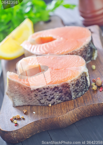 Image of raw salmon