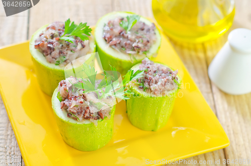 Image of marrow stuffed rice and meat