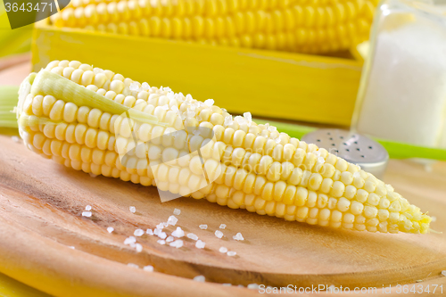 Image of boiled corn with salt