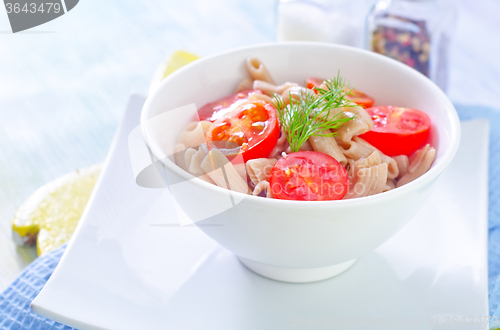 Image of pasta with tomato