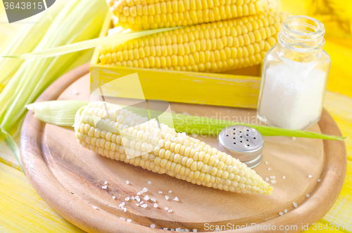 Image of boiled corn with salt