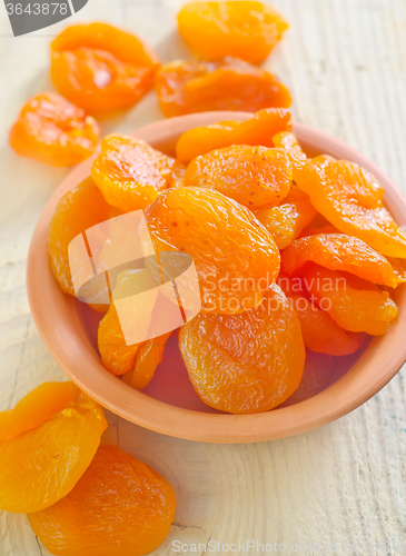 Image of dried apricots