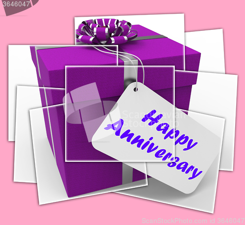 Image of Happy Anniversary Gift Displays Celebrating Years Of Marriage