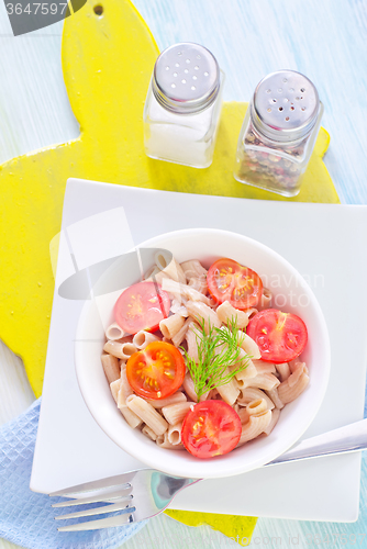 Image of pasta with tomato