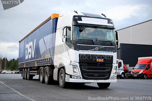 Image of White Volvo FH 500 on Asphalt Yard