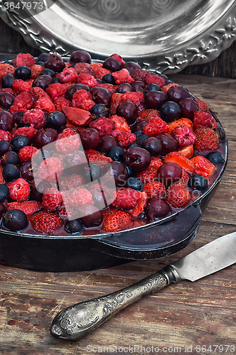 Image of Jelly with fresh berries