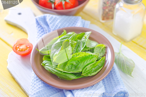 Image of basil and tomato
