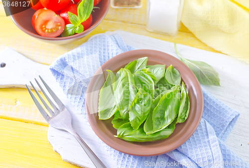 Image of basil and tomato